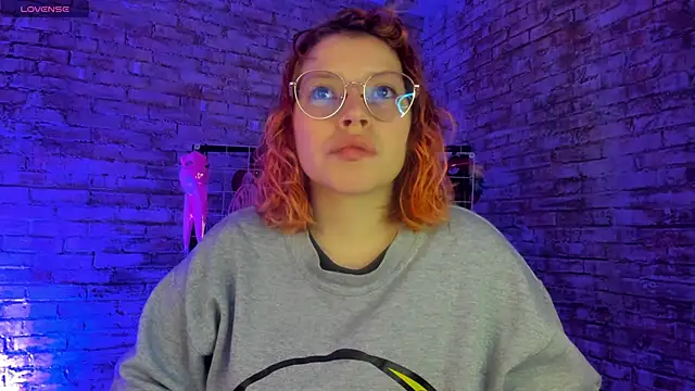 Cherry xoxx online show from September 12, 11:21 am