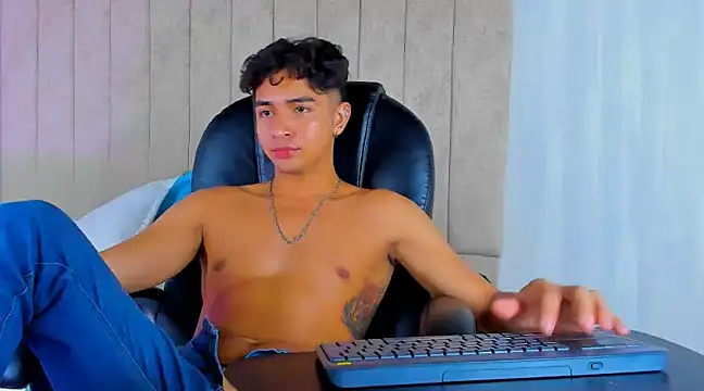 Muichiro tokito1 online show from March 2, 4:28 am