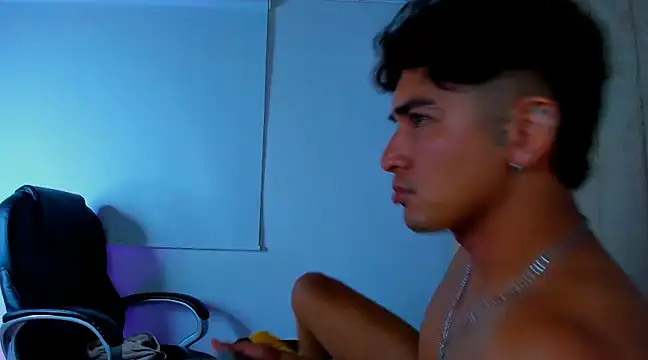 Muichiro tokito1 online show from March 2, 7:32 am