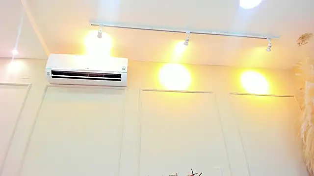 nahomygrey  online show from March 14, 2:10 am