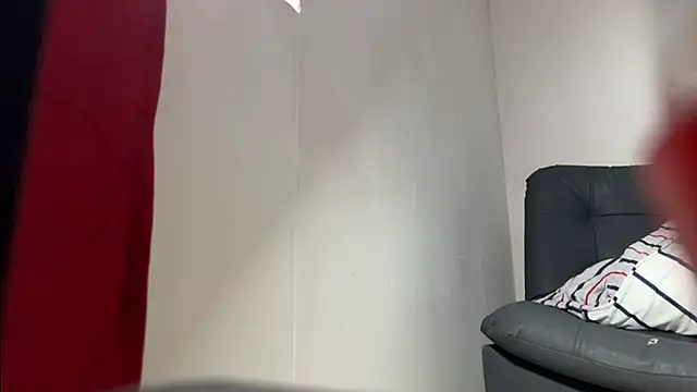 Snapshot of Saturno_v chatting on March 13, 10:10 pm Saturno v online show from March 13, 10:10 pm