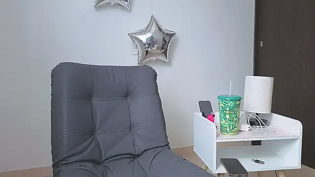 Snapshot of Saturno_v chatting on September 24, 6:55 pm Saturno v online show from September 24, 6:55 pm