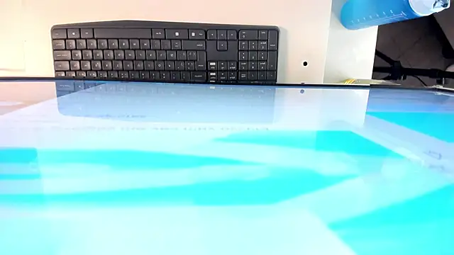 Snapshot of escarleth__ chatting on January 2, 1:30 pm escarleth online show from January 2, 1:30 pm