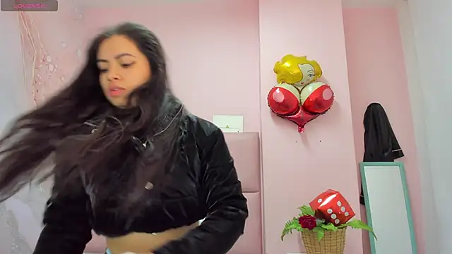 Snapshot of soyzarahtorres chatting on October 21, 11:38 pm soyzarahtorres online show from October 21, 11:38 pm