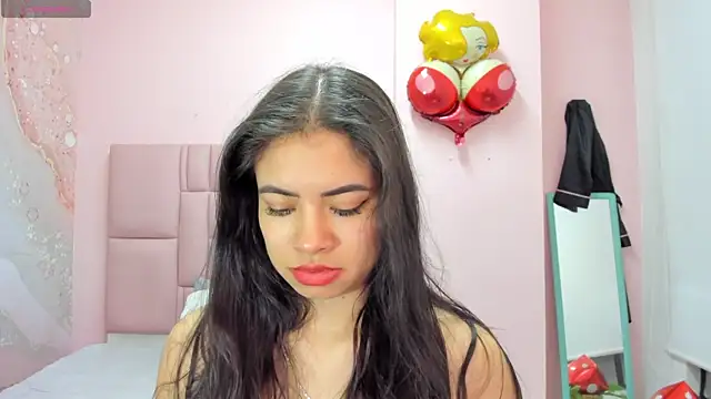 Snapshot of soyzarahtorres chatting on October 24, 12:41 am soyzarahtorres online show from October 24, 12:41 am