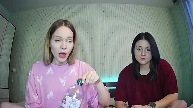 ChrisGirls online show from October 24, 12:12 pm