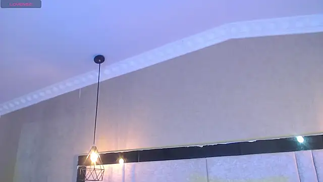 Snapshot of kimCosseyy chatting on September 23, 2:47 am kimCosseyy online show from September 23, 2:47 am