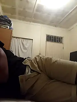 Snapshot of izinjamfee2 chatting on September 12, 5:35 pm izinjamfee2 online show from September 12, 5:35 pm