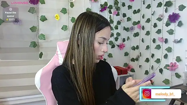 Snapshot of melody_brawns chatting on October 1, 1:22 am melody brawns online show from October 1, 1:22 am