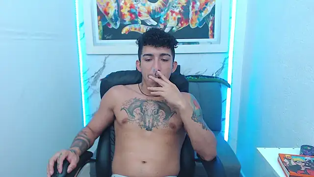 Snapshot of targuerian22 chatting on September 8, 11:37 pm targuerian22 online show from September 8, 11:37 pm