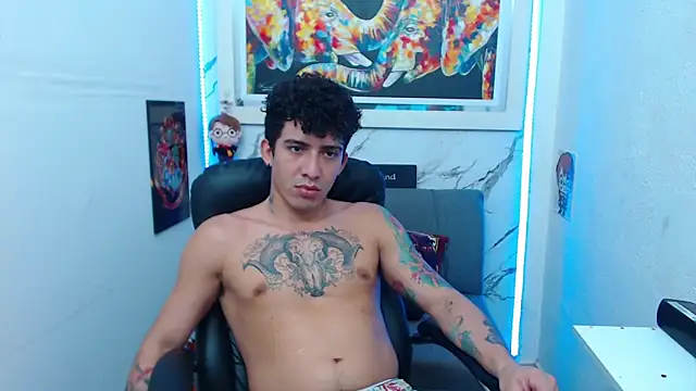 Snapshot of targuerian22 chatting on November 14, 3:38 am targuerian22 online show from November 14, 3:38 am