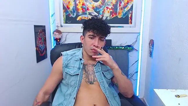 Snapshot of targuerian22 chatting on November 27, 11:23 am targuerian22 online show from November 27, 11:23 am