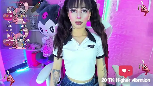 hanna  azumi online show from November 8, 11:58 pm