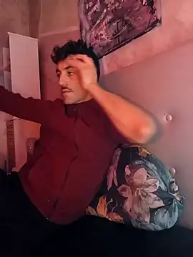 Snapshot of gorkamacbew chatting on December 4, 5:33 pm gorkamacbew online show from December 4, 5:33 pm