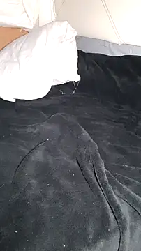 Snapshot of gorkamacbew chatting on December 17, 2:50 am gorkamacbew online show from December 17, 2:50 am