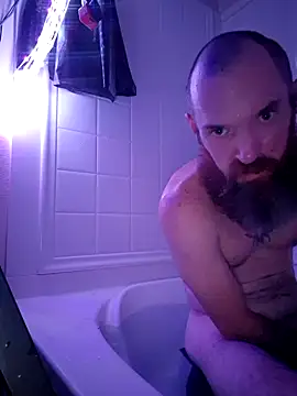 Snapshot of lit702 chatting on December 18, 8:09 am lit702 online show from December 18, 8:09 am