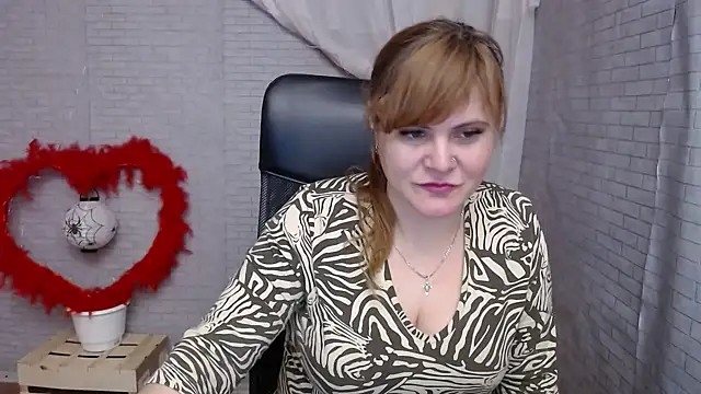 Snapshot of DaniellaKiss chatting on January 28, 6:07 pm DaniellaKiss online show from January 28, 6:07 pm