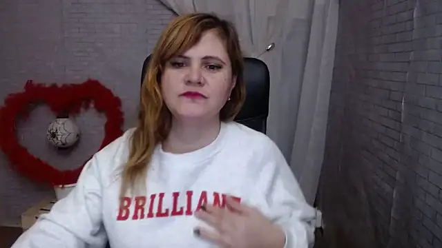 Snapshot of DaniellaKiss chatting on March 10, 6:56 pm DaniellaKiss online show from March 10, 6:56 pm