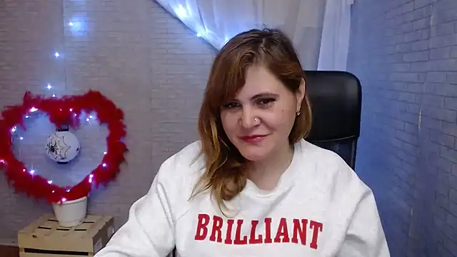 Snapshot of DaniellaKiss chatting on March 12, 7:28 pm DaniellaKiss online show from March 12, 7:28 pm