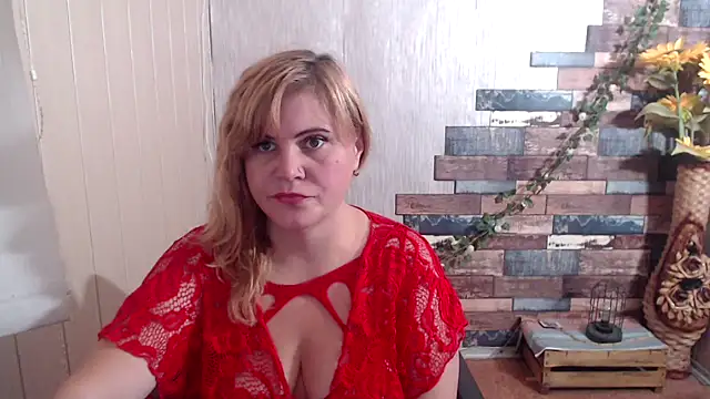 Snapshot of DaniellaKiss chatting on September 11, 8:14 am DaniellaKiss online show from September 11, 8:14 am