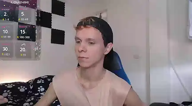 Snapshot of bryamado69 chatting on February 19, 6:00 pm bryamado69 online show from February 19, 6:00 pm