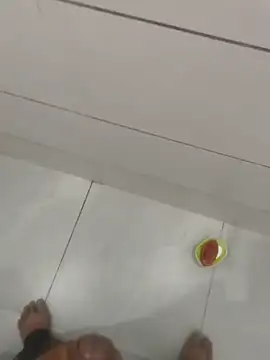 Snapshot of Gururonny07 chatting on October 26, 12:49 am Gururonny07 online show from October 26, 12:49 am