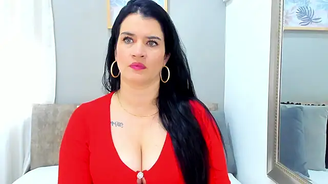 Snapshot of LenaRuiz_ chatting on January 29, 12:13 pm LenaRuiz online show from January 29, 12:13 pm