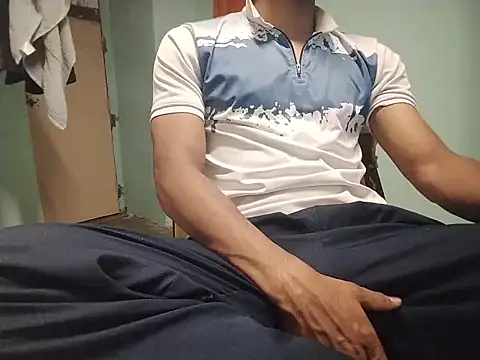 Snapshot of vicky0805 chatting on January 21, 4:05 pm vicky0805 online show from January 21, 4:05 pm