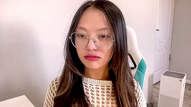 Risalynn online show from January 21, 5:49 am