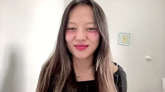 Risalynn online show from February 25, 6:25 am