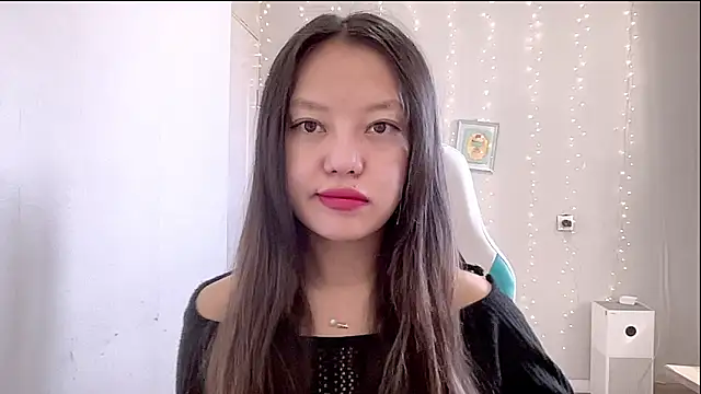 Risalynn online show from March 6, 3:46 am