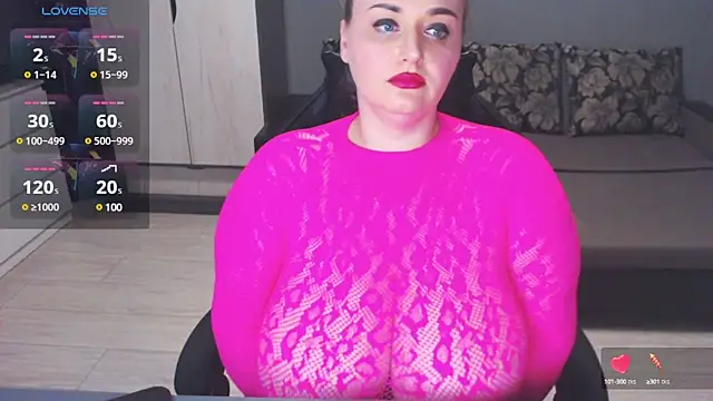 Snapshot of anna_claire chatting on March 13, 2:27 am anna claire online show from March 13, 2:27 am