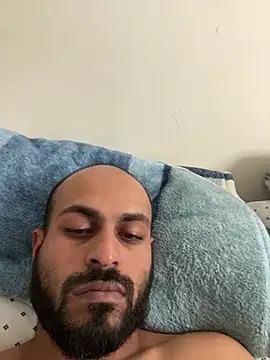 islandvybee55 online show from January 31, 8:22 pm