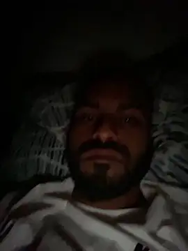 islandvybee55 online show from February 28, 7:37 am