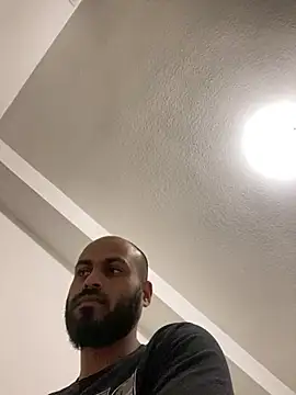 islandvybee55 online show from March 9, 12:00 am