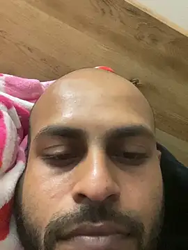 islandvybee55 online show from March 31, 11:27 pm