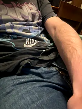 Snapshot of ridingbud chatting on October 27, 6:56 pm ridingbud online show from October 27, 6:56 pm