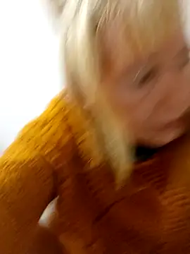 Ladykiss833 online show from October 1, 10:38 pm