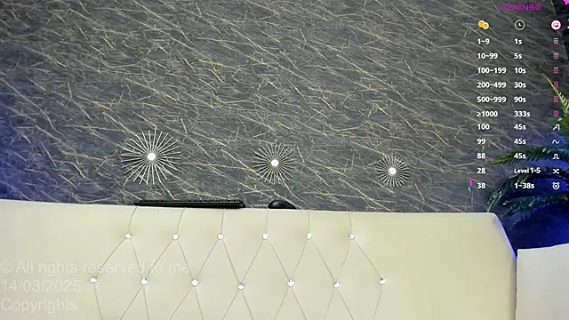 Snapshot of moona_ray chatting on March 15, 2:24 am moona ray online show from March 15, 2:24 am