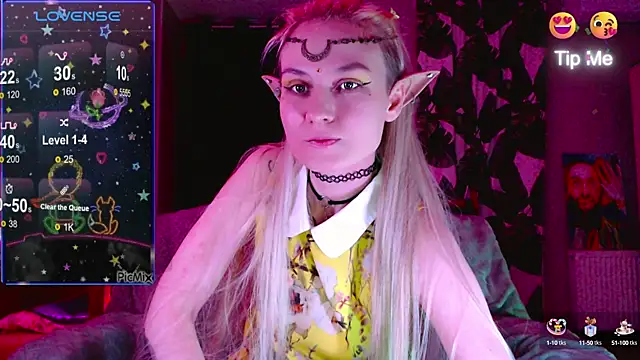 mischellemeow13 online show from October 16, 8:43 pm