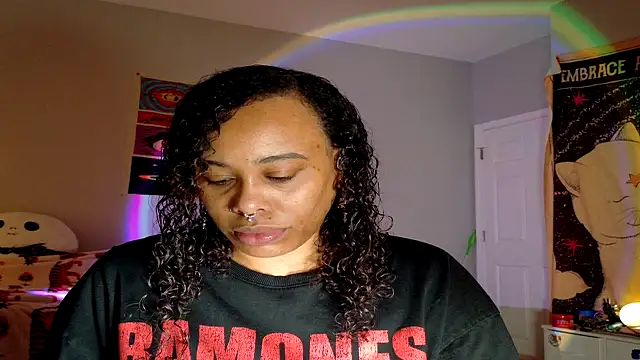 loveluna8 online show from February 9, 11:58 am