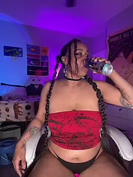 loveluna8 online show from March 13, 6:16 am