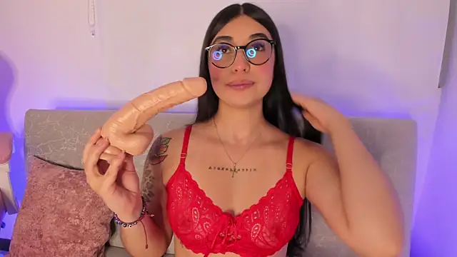 Snapshot of sensualhaven_ chatting on February 1, 11:27 pm sensualhaven online show from February 1, 11:27 pm