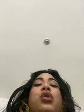 mysteriousgirl20 online show from January 6, 3:49 pm