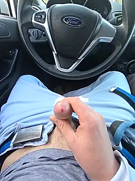 Snapshot of Titanhoott chatting on March 20, 12:43 pm Titanhoott online show from March 20, 12:43 pm