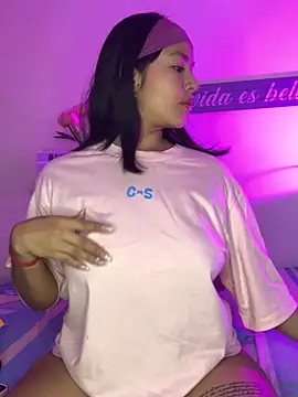 EmmaRossem online show from October 9, 7:45 pm