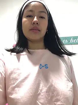 EmmaRossem online show from October 10, 6:29 pm