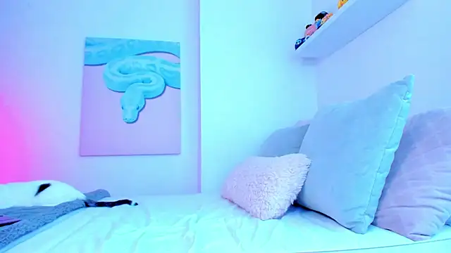 Snapshot of Alexis_Rosse chatting on December 15, 12:53 pm Alexis Rosse online show from December 15, 12:53 pm