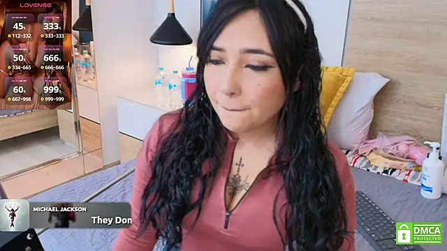 Megansttein  online show from September 16, 6:53 pm