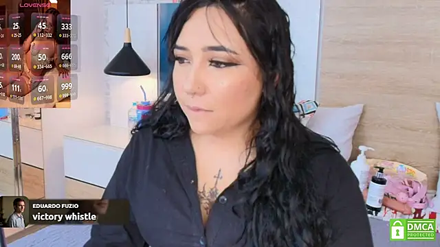 Megansttein  online show from September 18, 7:27 pm